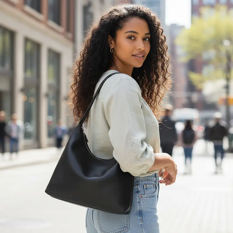 Sac Hobo Minimaliste – Image 2
